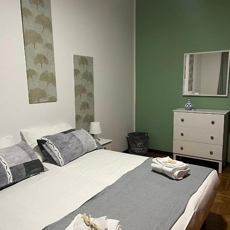 Apartamento Ampio Bilocale A Milano Exterior foto